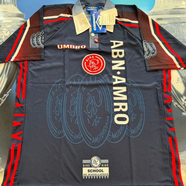 Camiseta alternativa del ajax 1996 1997 talle L imperdible tenela!!!!! 💵🎉✔️💣