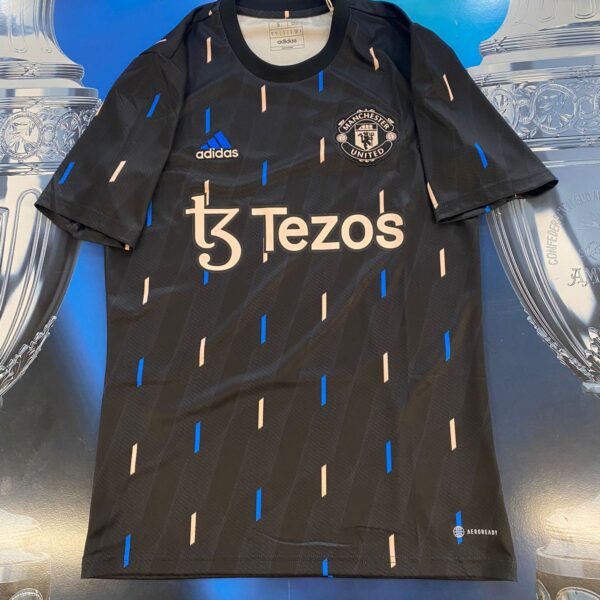 Remera de entrenamiento del manchester united talle S imperdible tenela!!!!! 💵🎉✔️💣