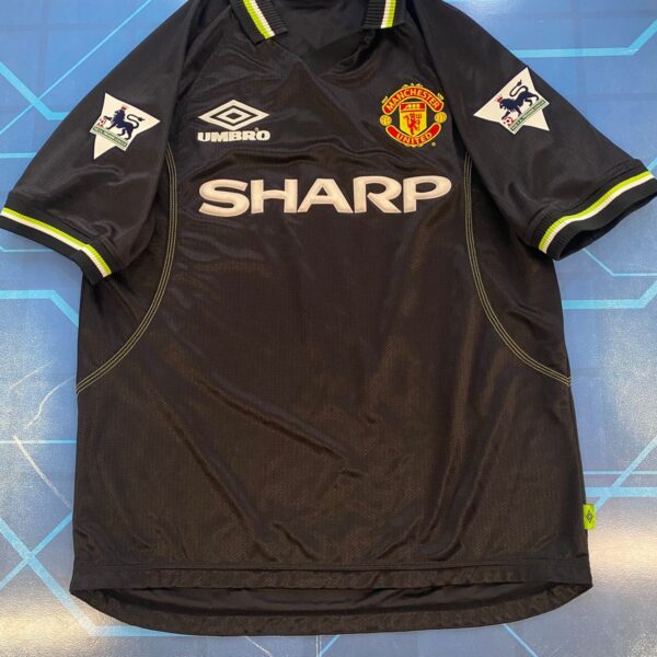 Camiseta alternativa del manchester united 1997 1999 7 cantona talle M