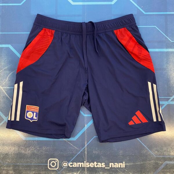 Bermuda con bolsillos con cierres del  lyon talle M