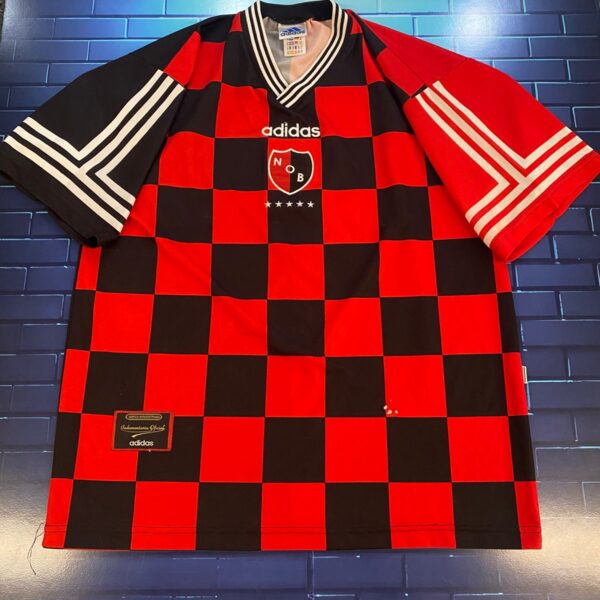 Camiseta de newells 1997 1998 10 numero pintura talle XL