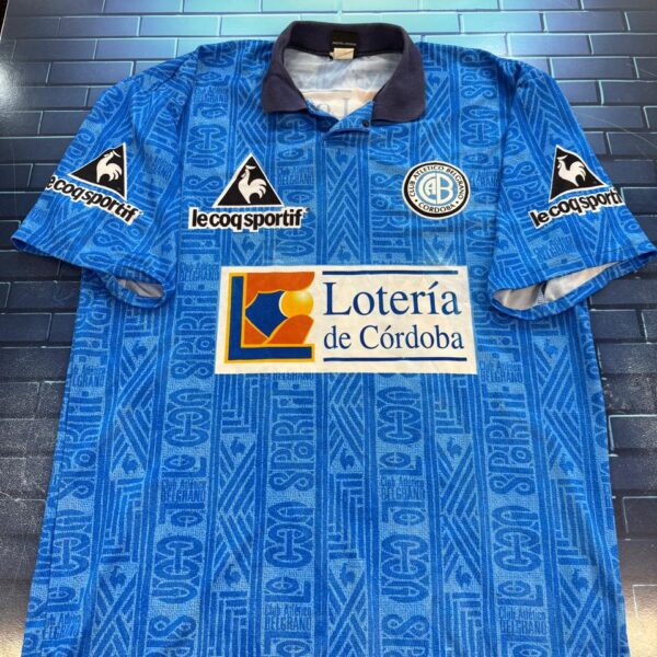 Camiseta de belgrano  1999 utileria  15 talle 4