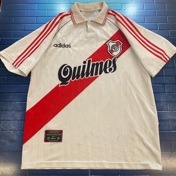 Camiseta de river plate  1996  7 talle 4