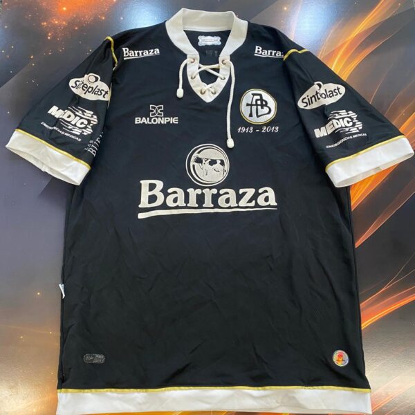 Camiseta de all boys  10 100 años talle XXL