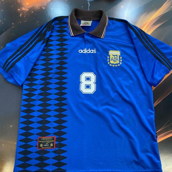 Camiseta alternativa de la seleccion argentina 1997  8  riquelme talle  4