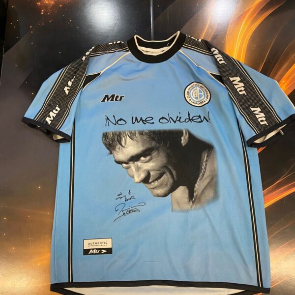 Camiseta de belgrano talle S potro rodrigo 7