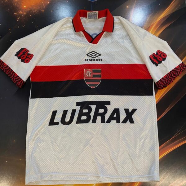 camiseta del flamengo talle M del centenario jugador 11