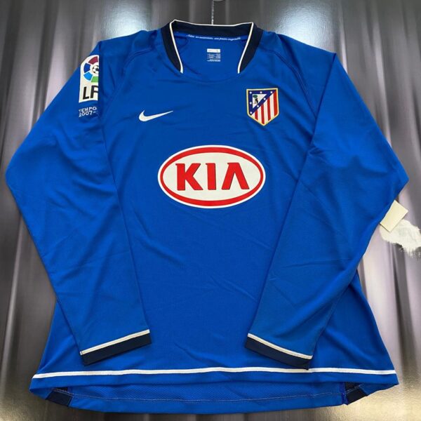 Camisetón del Atlético de Madrid temporada 2007/08 alternativa manga larga talle L kun aguero
