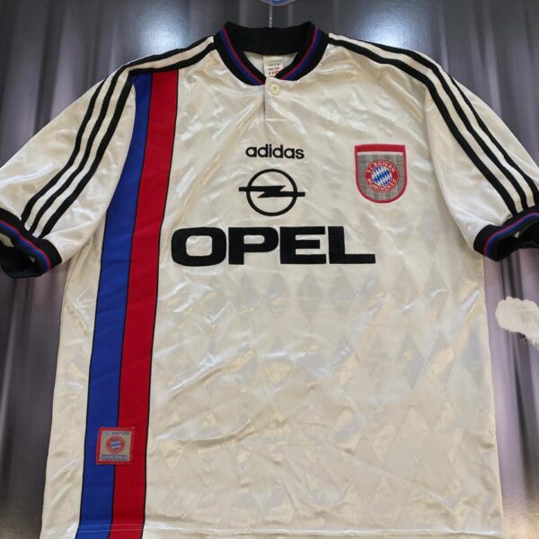 Camiseta del bayern munich 1996 1998 10 matthäus talle L