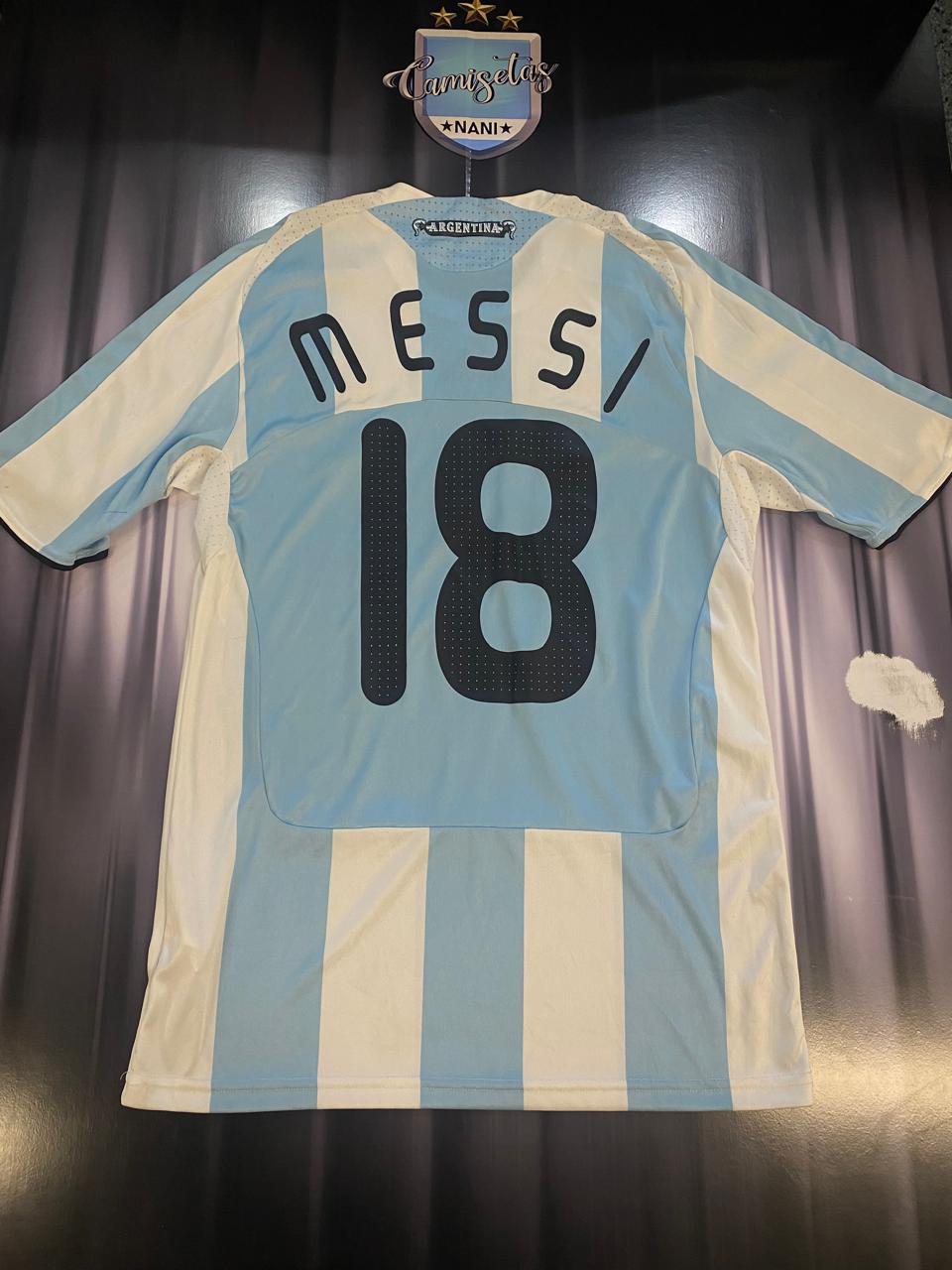 Camiseta de la seleccion argentina 2008 18 messi talle M