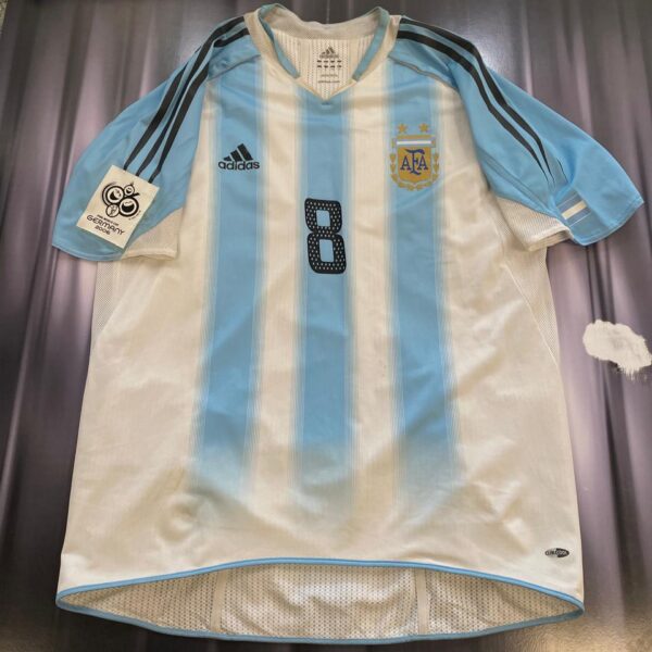 Camiseta de la seleccion argentina doble tela año 2004 8  riquelme talle L