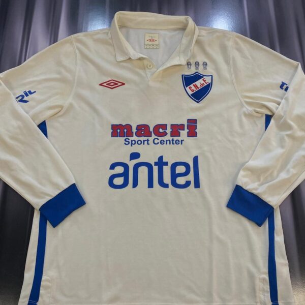 Camiseta mangas largas de nacional 2010 2011 10 talle M