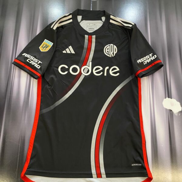 Camiseta alternativa de river plate 18 martinez talle S