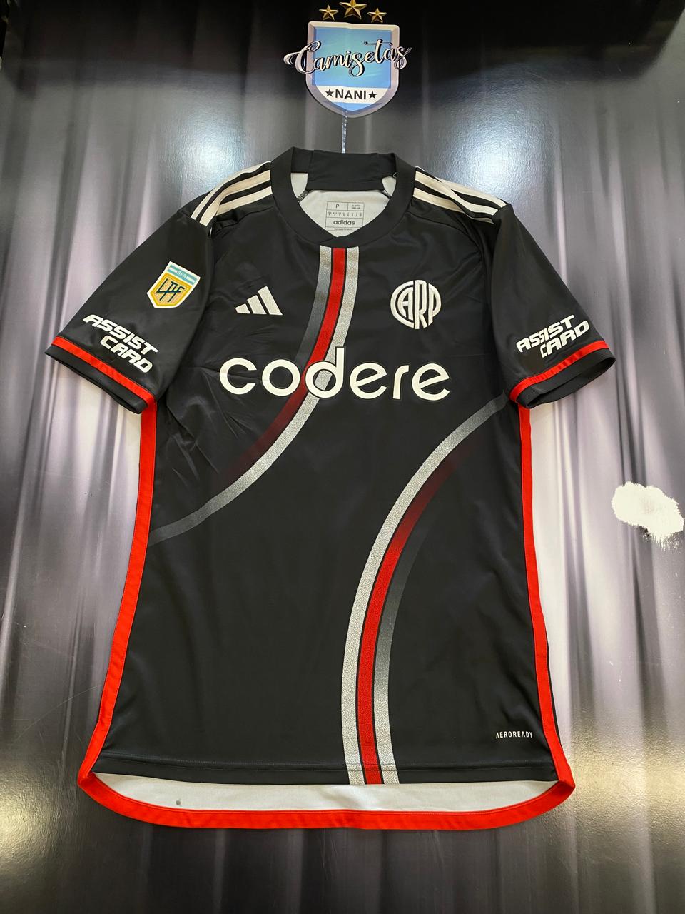 Camiseta alternativa de river plate 18 martinez talle S