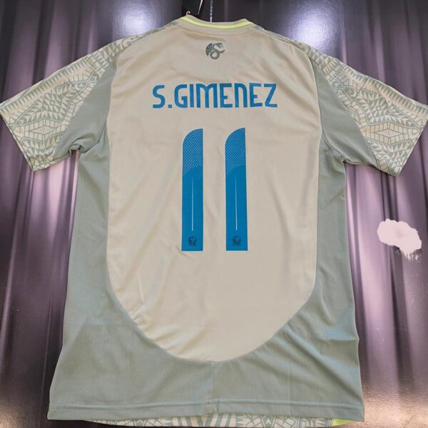 Camiseta alternativa de la seleccion de mexico 11 gimenez talle M
