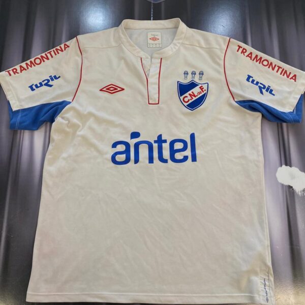Camiseta de nacional 13 abreu talle M