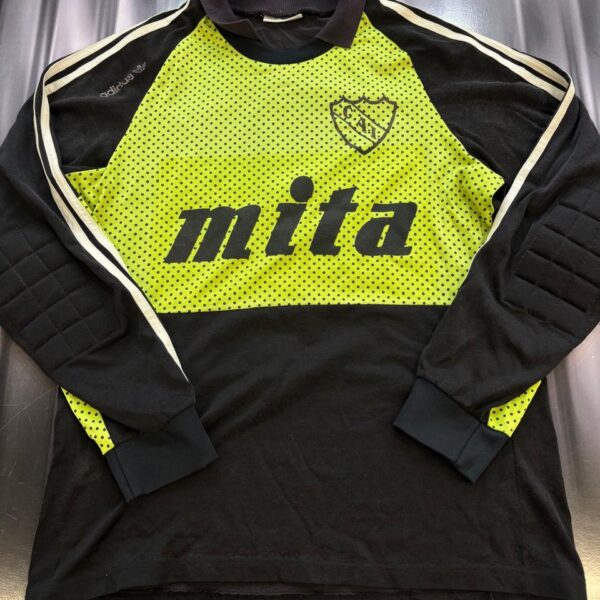 buzo de arquero independiente 1991 1  islas talle 4