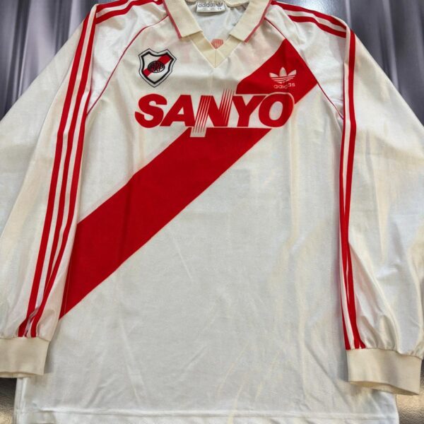 camiseta de River Plate 1993 talle 4 jugador 9