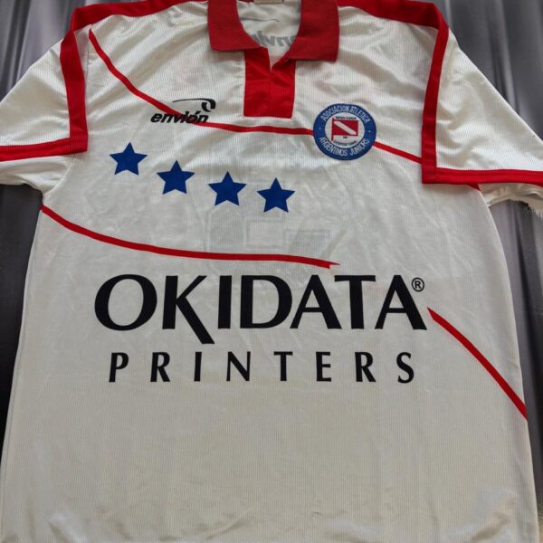 camiseta de argentinos jrs año 2001 utileria usada en partido talle 4  3