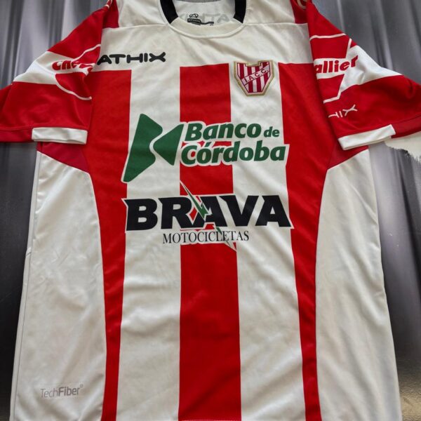camiseta de intituto utileria original de época talle L !