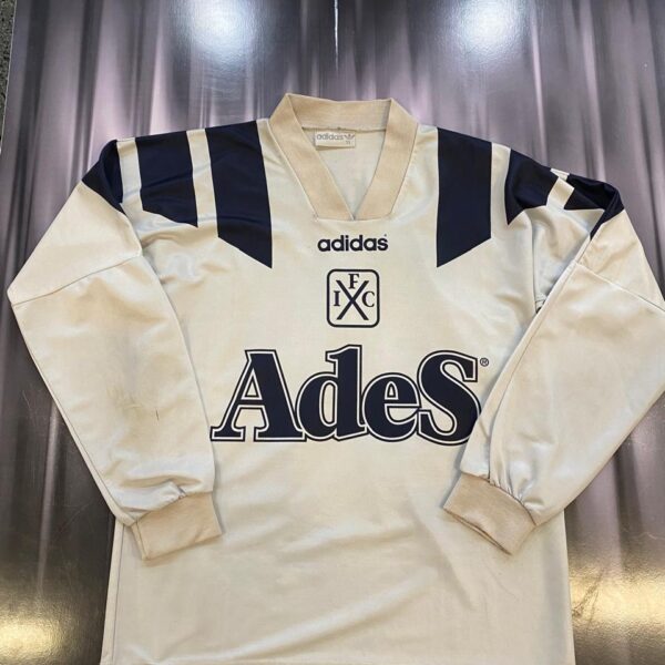 camiseta alternativa de Independiente manga larga 1992/1993 talle 1