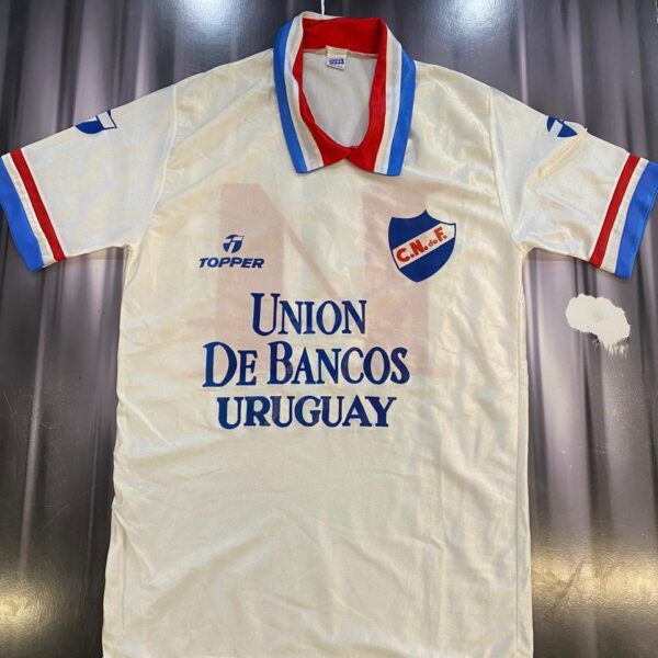 MATCHWORN⭐️ camiseta de nacional año 1989 final de la recopa sudamericana vs racing en cancha de Vélez  14