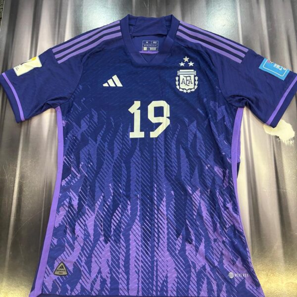 camiseta alternativa usada vs nueva zelanda en el mundial 2023 sub 20 por INFANTINO 19
