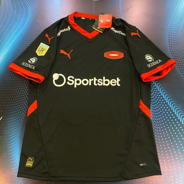 Camiseta alternativa de independiente 2025 26  lomonaco