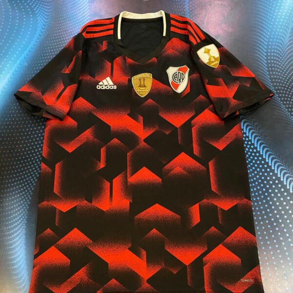 Camiseta alternativa de river plate 2019 7 suarez talle M