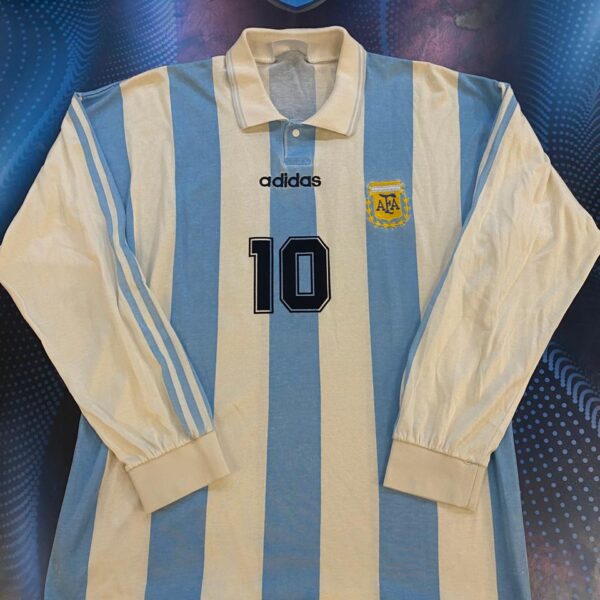 Camiseta mangas largas de la selección argentina 1994 10 aradona talle 3