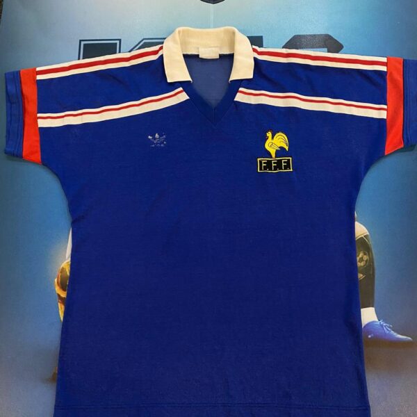 Camiseta de la seleccion de  francia años 80 talle 42