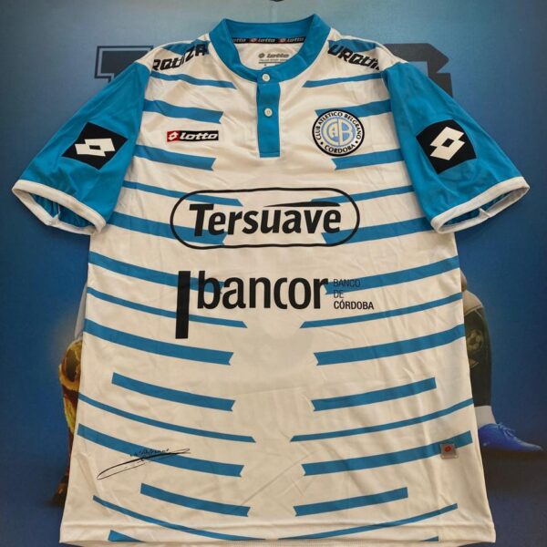 Camiseta de belgrano utileria usada por 9  marquez talle M