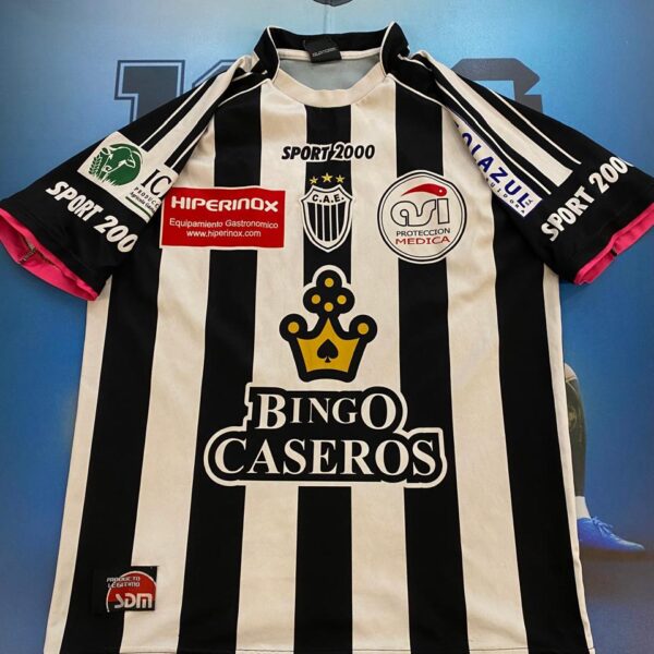 Camiseta de estudiantes de caseros utileria 1 talle XL