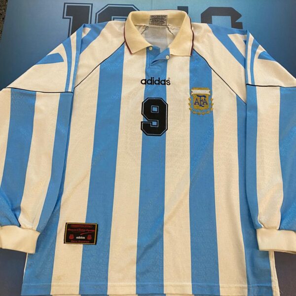 Camiseta de la selección argentina año 1997 talle 4 jugador 9