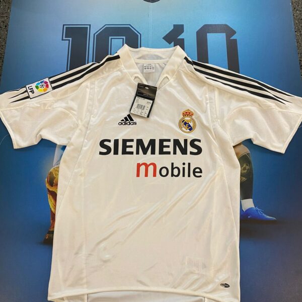 Camiseta del real madrid año 2004 2005 talle S 5 Zidane