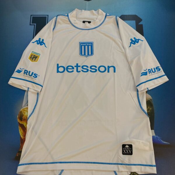 Camiseta alternativa de racing club 2025 nueva