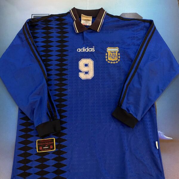 Camiseta alternativa mangas largas de la  seleccion argentina 1997 9 romeo talle 4