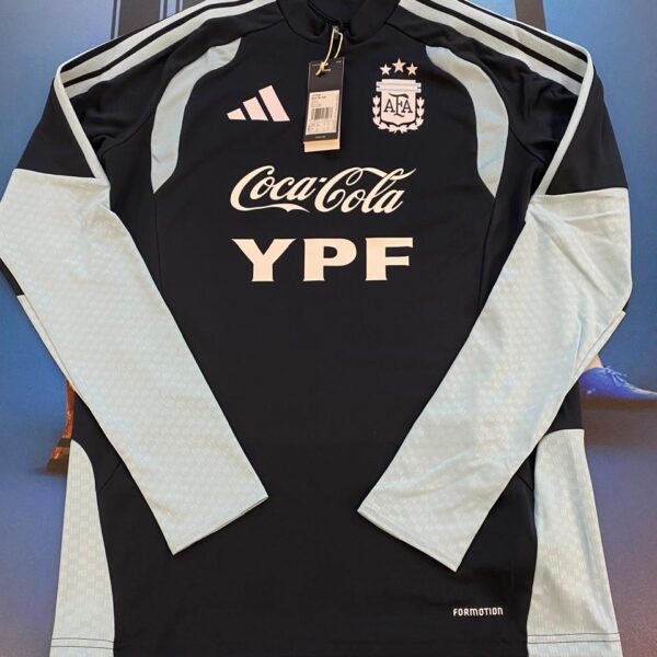 Buzo de entrenamiento de la selección argentina 26 talle M !