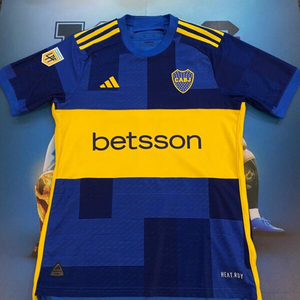 Camiseta de boca juni̇ors versión jugador 10 cavani talle M