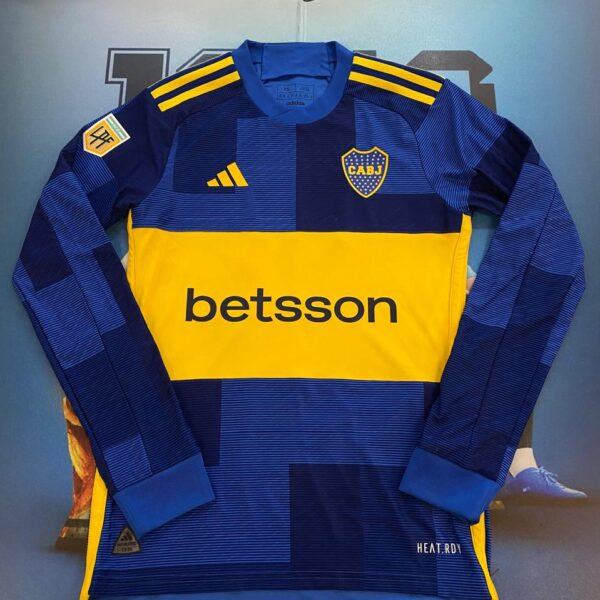 Camiseta mangas largas versión jugador de boca juni̇ors  7  zeballos talle XS
