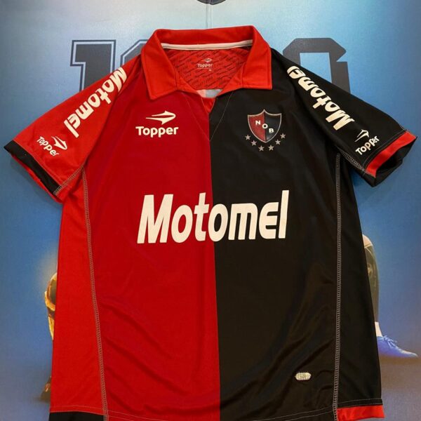 Camiseta de newells 2010 2011  11 talle M