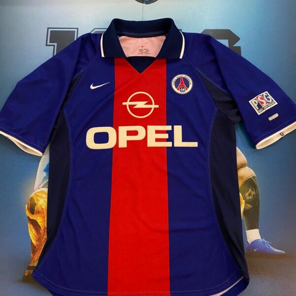 Camiseta del  psg año 1999 talle S  10 okocha !