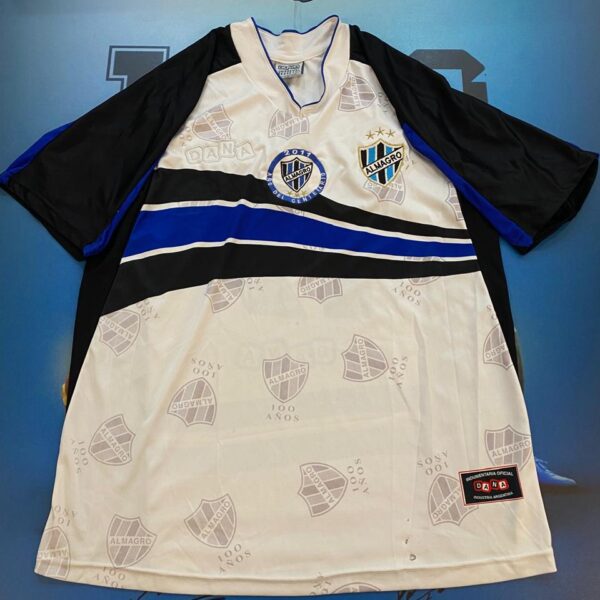 Camiseta alternativa de almagro 100 años utileria talle 4