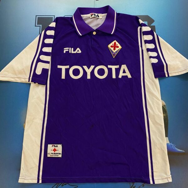 Camiseta de la fiorentina 1999 2000 9 batistuta talle L