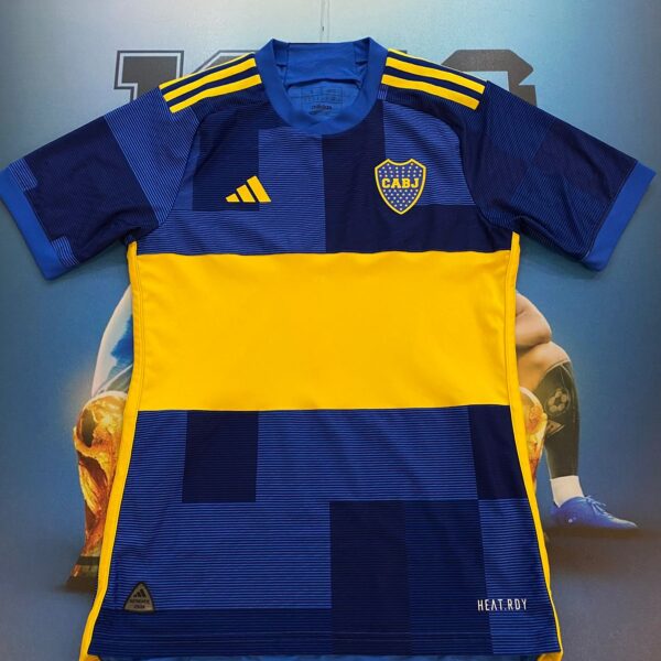 Camiseta de boca juni̇ors versión jugador 7 zeballos talle S