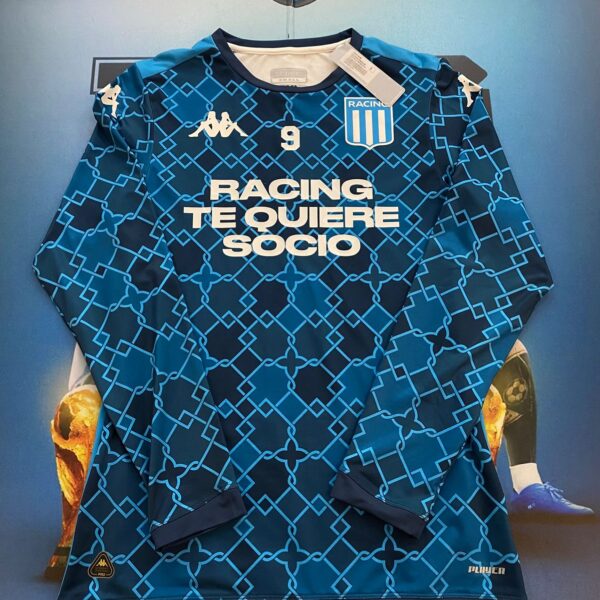 Buzo pre match de racing club 9 talle S