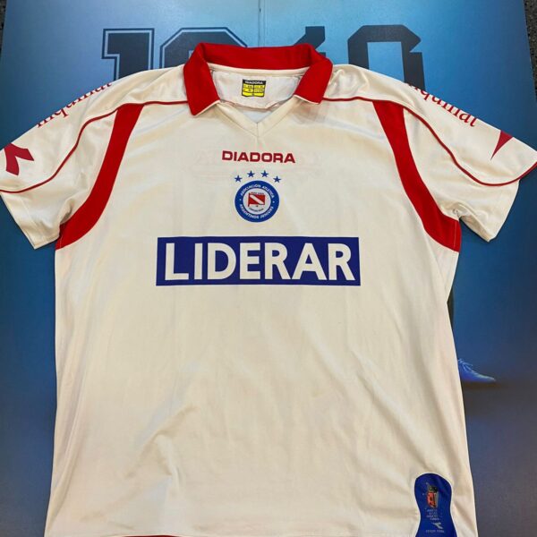 Camiseta de argentinos Jrs 2009 2010 talle XXL 6 Escudero