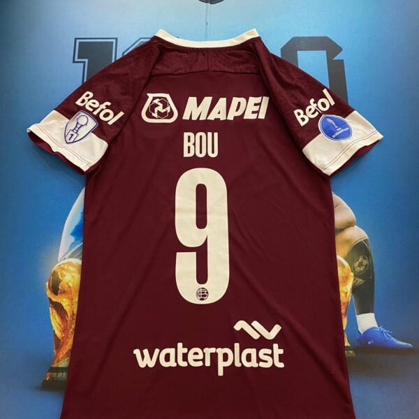 Camiseta de lanus 9 bou talle M copa sudamericana