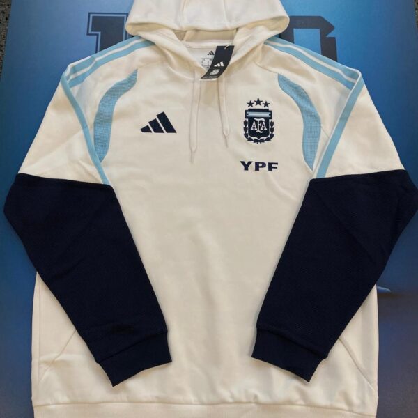 Buzo con capucha de la selección Argentina tiro 26 talle XL