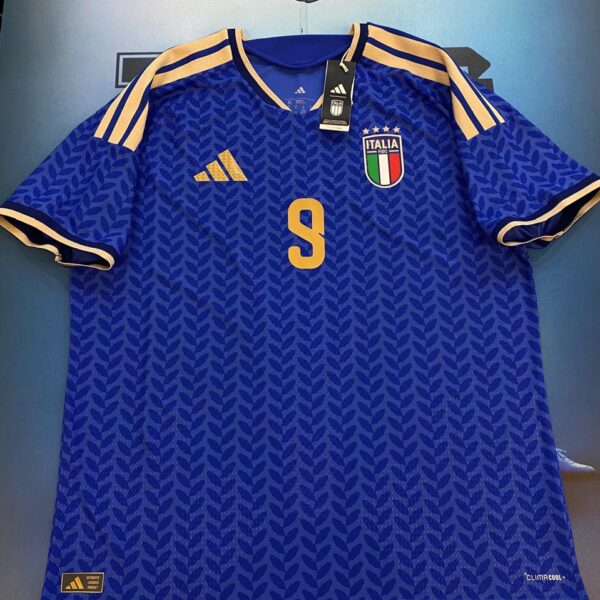 Camiseta de la selección de Italia versión jugador 2026 9 Retegui talle XL